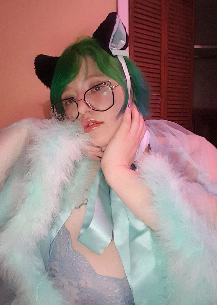 RAWRGLICIOUS's avatar