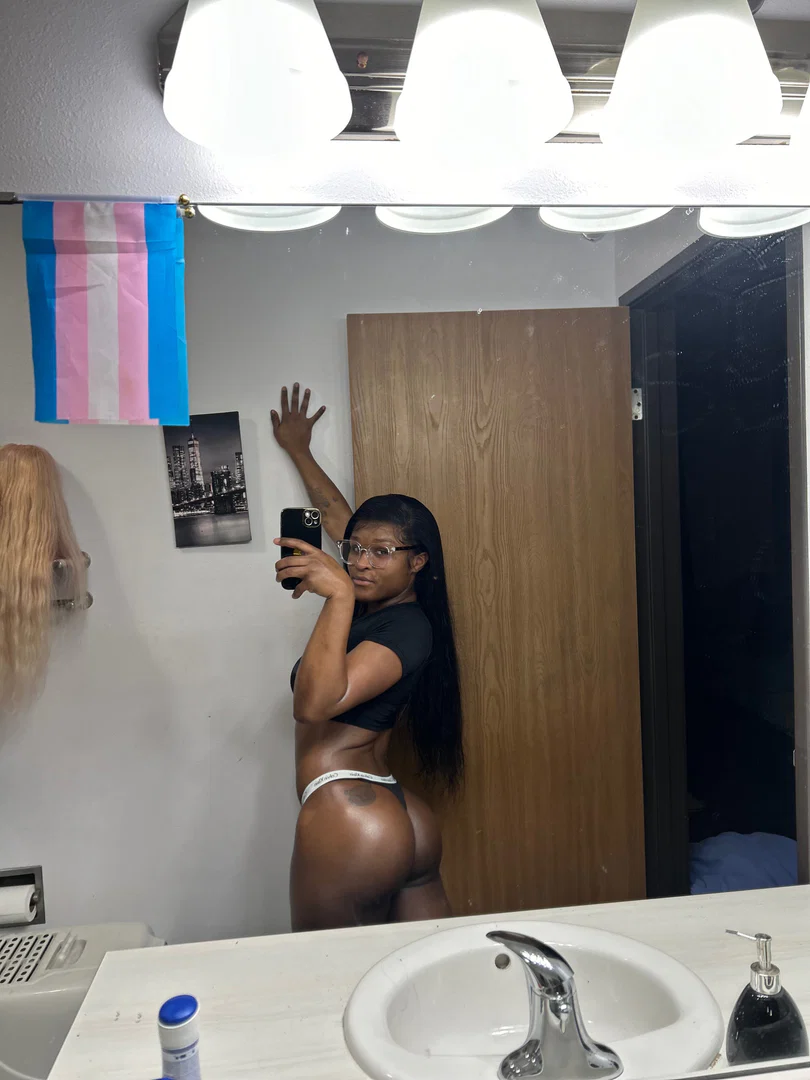 Your Dadās FaveGirlš¦#ScandalousTheSlutā¢ļø profile banner