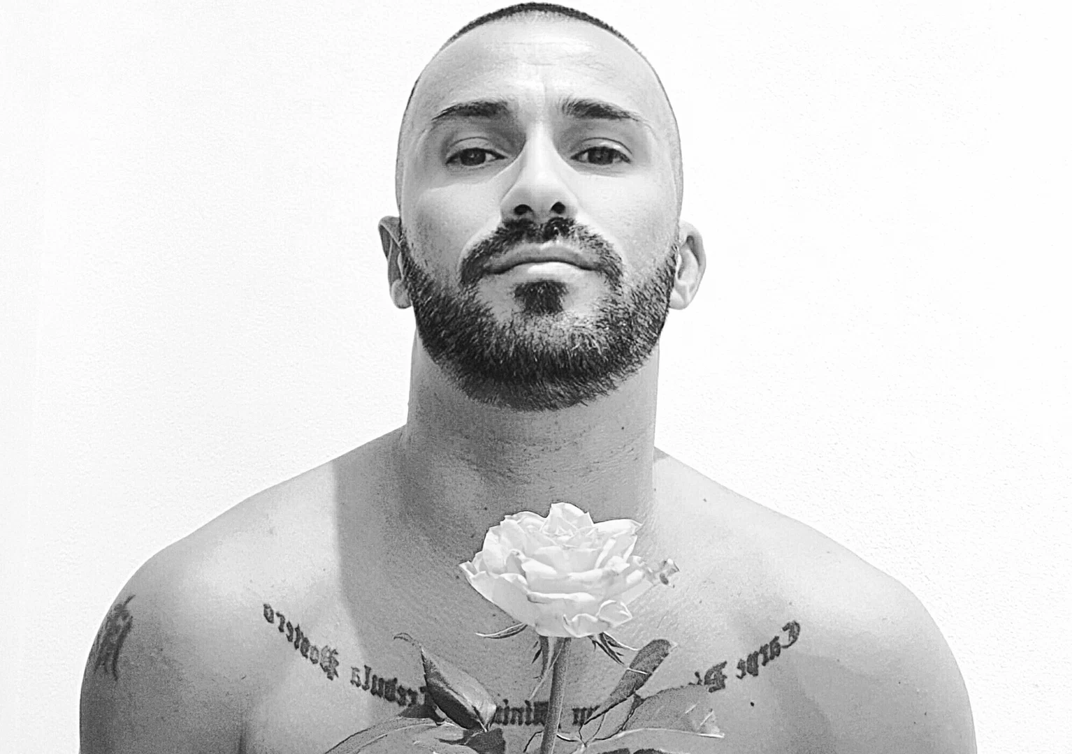 Manolo profile banner