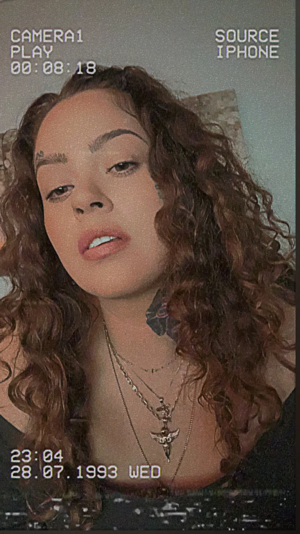 Pretty Bully profile banner