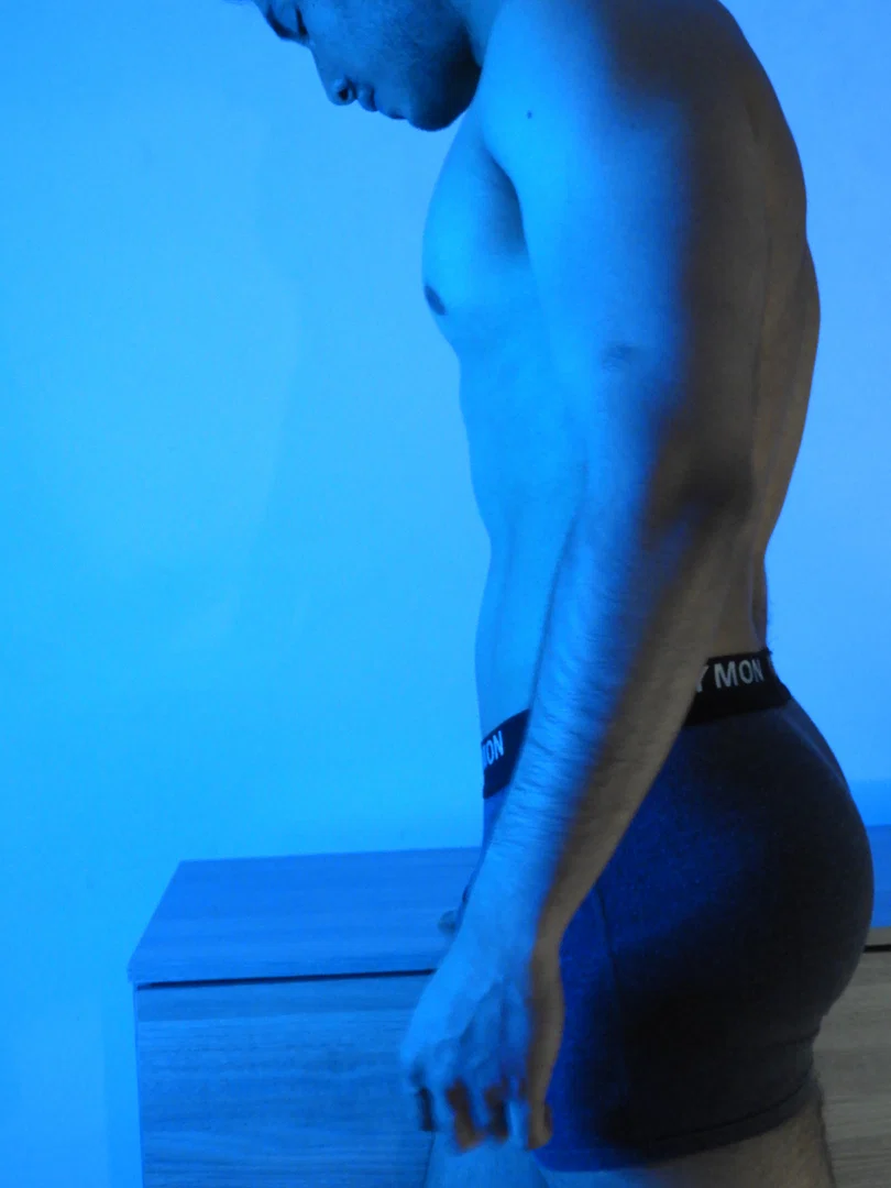 Alex Gonzáles profile banner