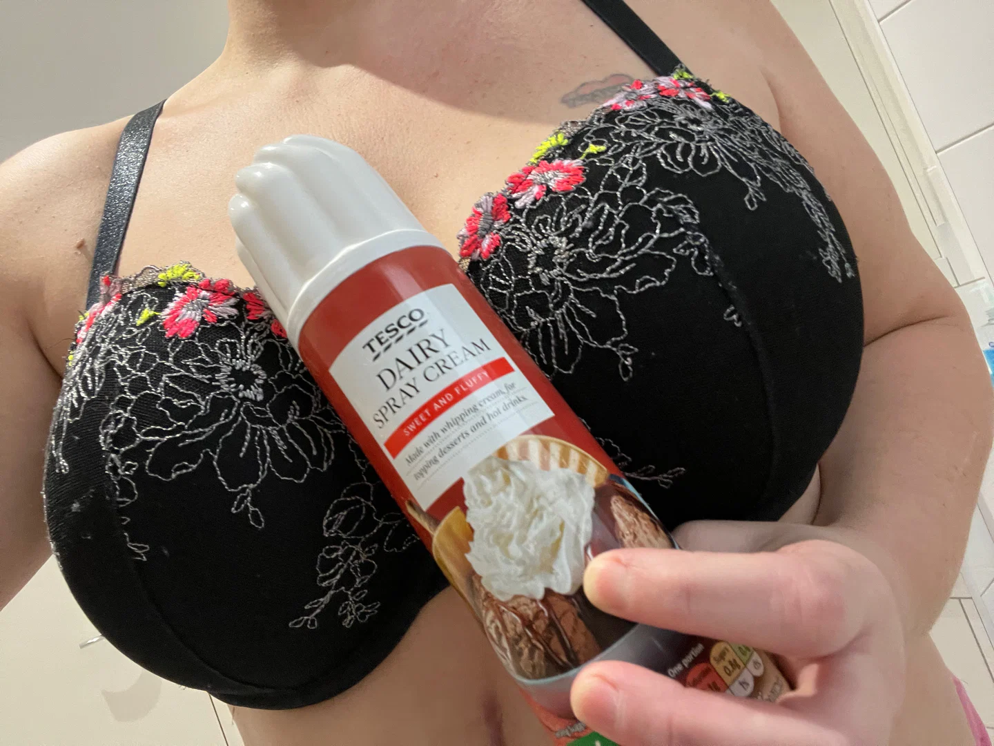 Boobs&food69 profile banner