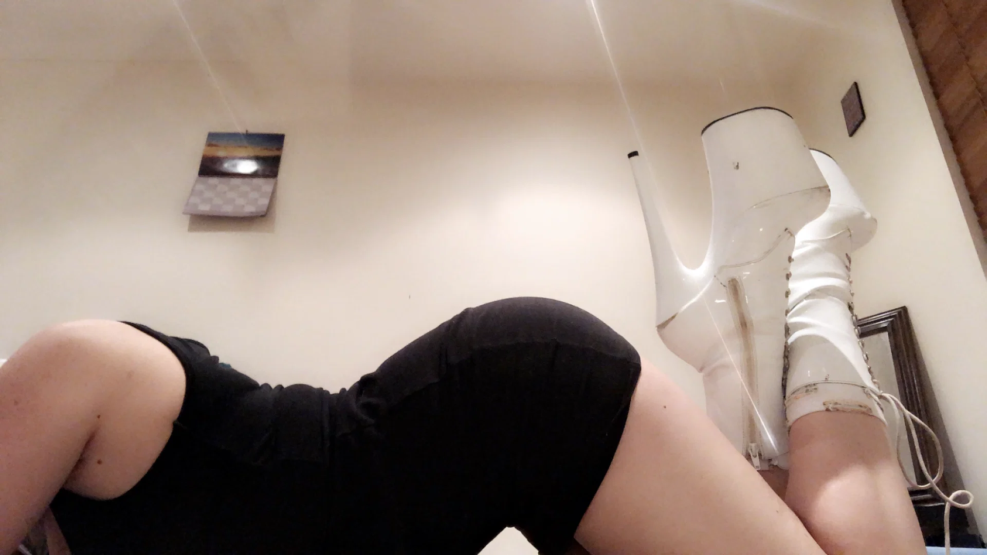 Blondebombshell198 profile banner