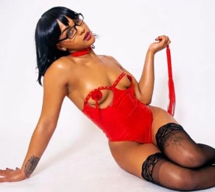 Mistress Ashlynn