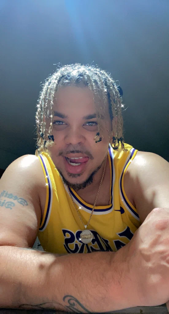 King Relly's avatar