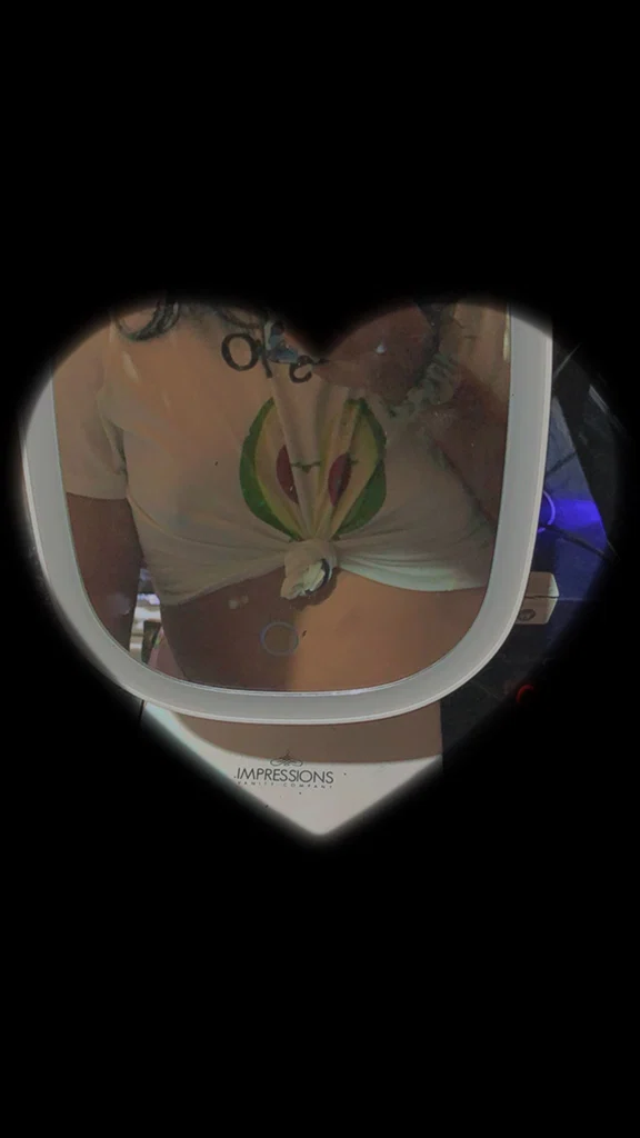 Hot mama's avatar