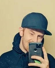 LowXi's avatar