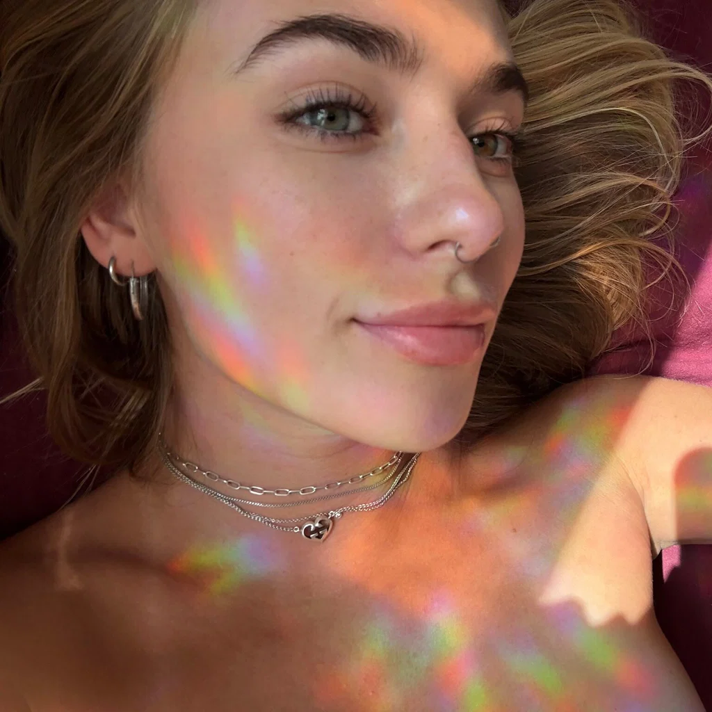dani fae ☽༓✧*:･ﾟ's avatar