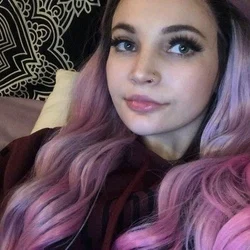 Queen Katerina's avatar