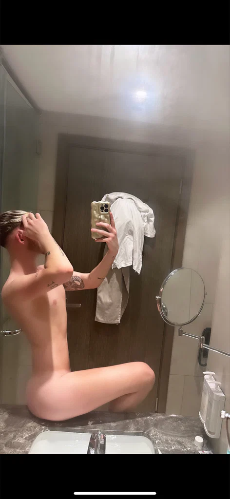 VIP LEW💦's avatar