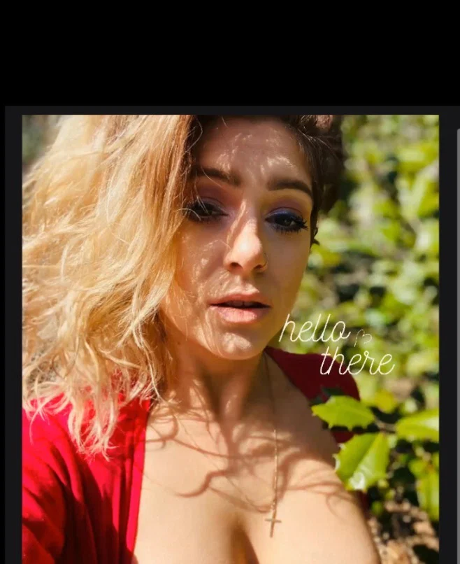 Ellie nichole's avatar