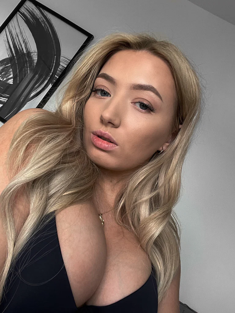 Molly skye Free