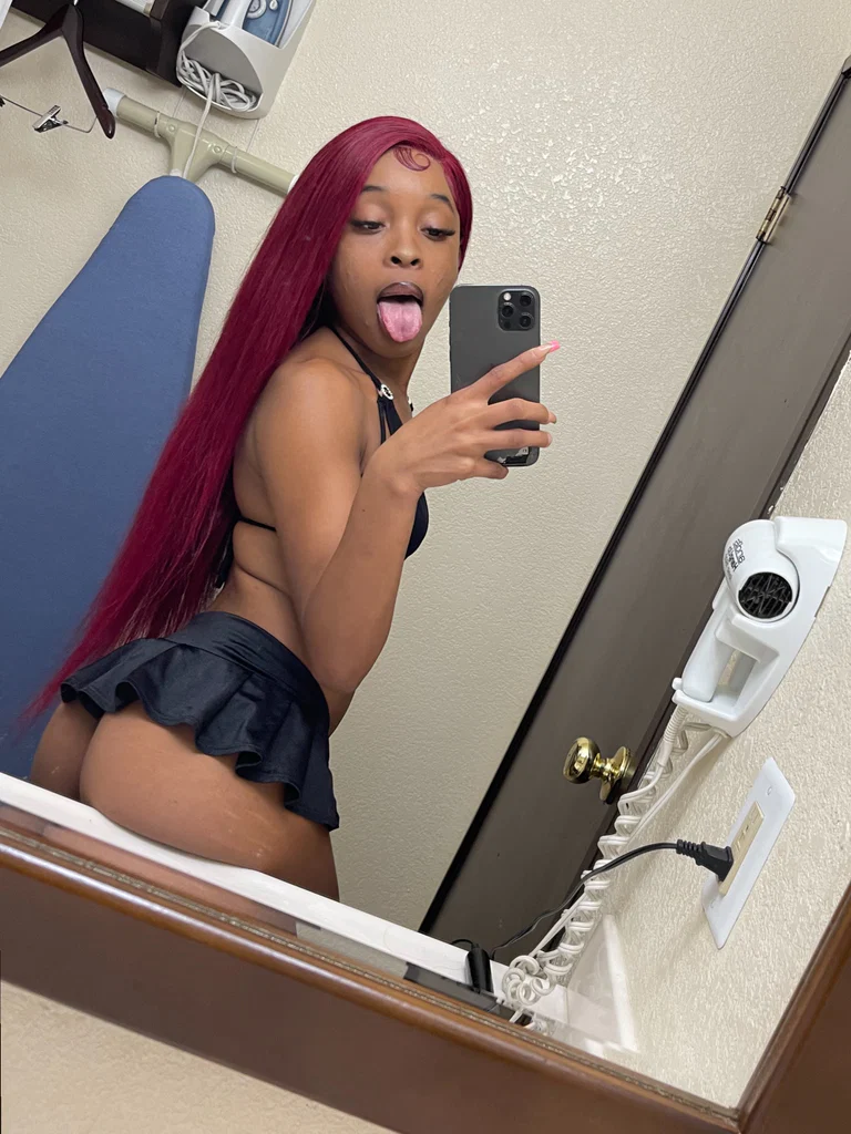 Nina 💋's avatar