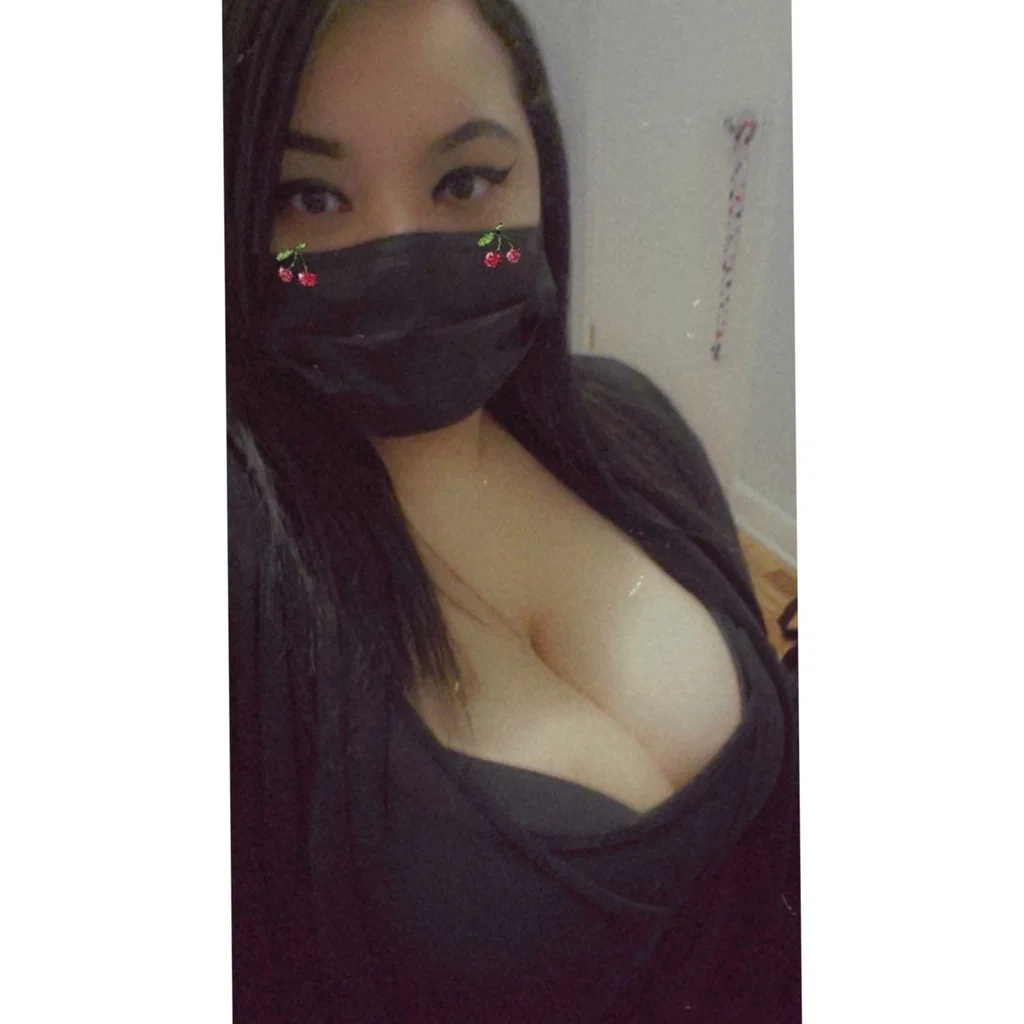 Chartreuse Diamond's avatar