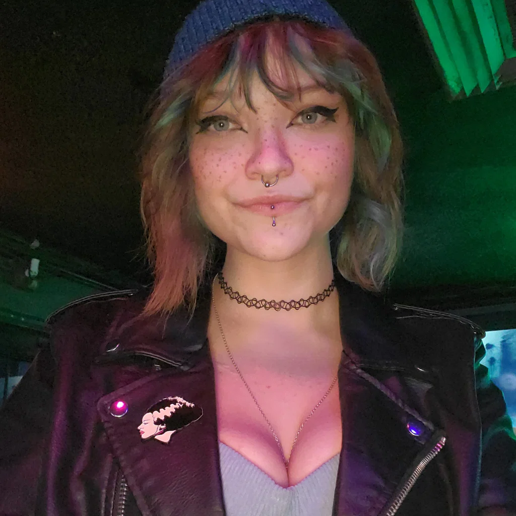 Rebel's avatar