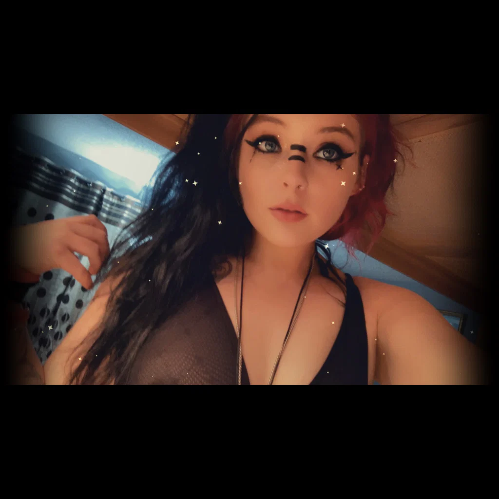 Littlehippyxx's avatar