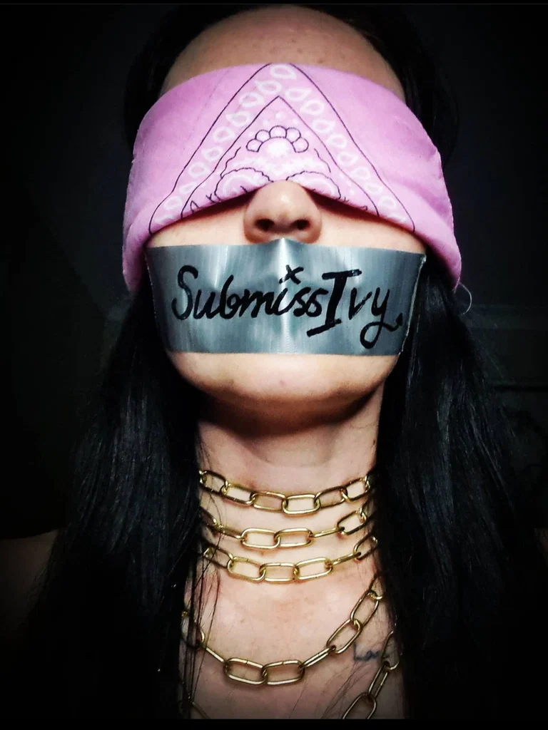 SubmissIVY