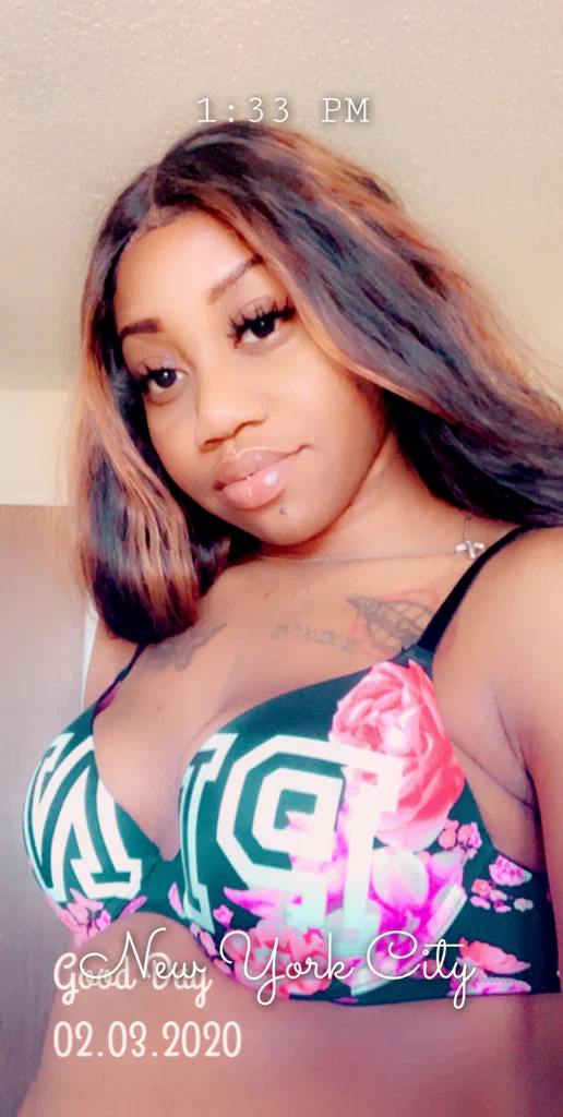 Tinaa Snow ❄️🤤🫦's avatar