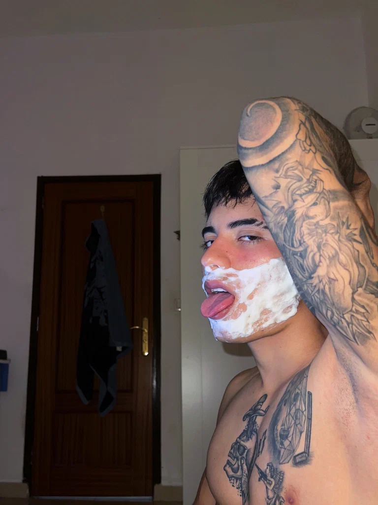 GIANN's avatar