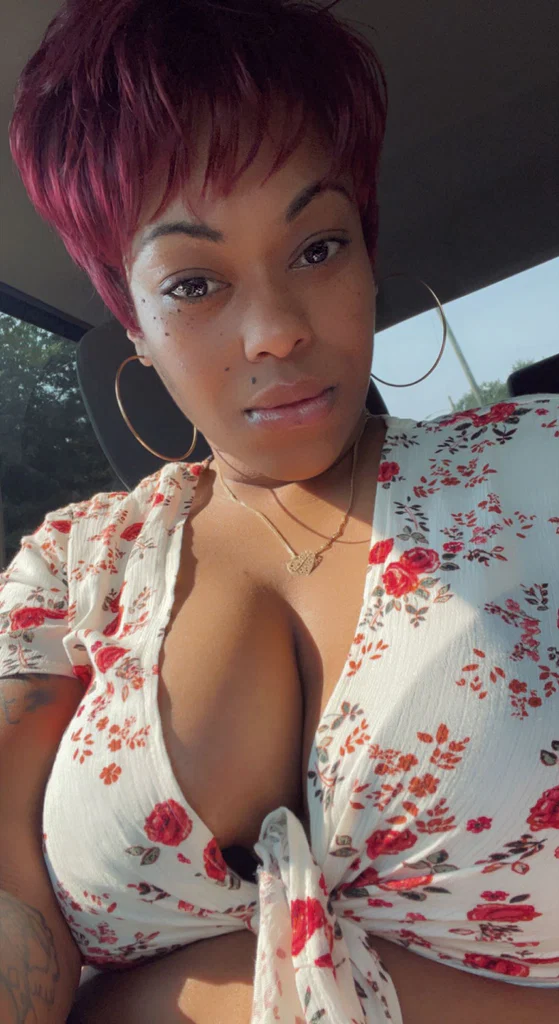 Yolanda's avatar