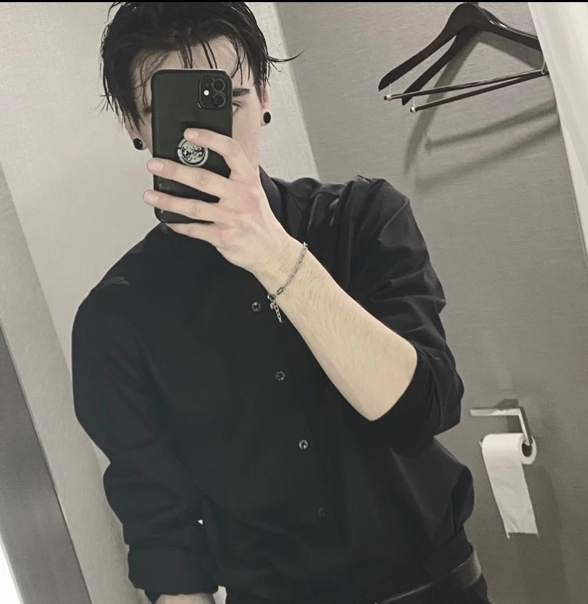 Mighty Hole's avatar