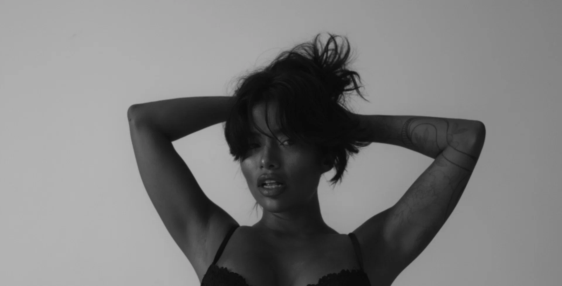 Lupe Fuentes ✨ profile banner