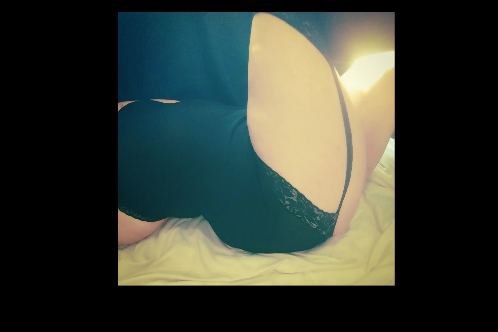 Nikki 🖤🖤 profile banner