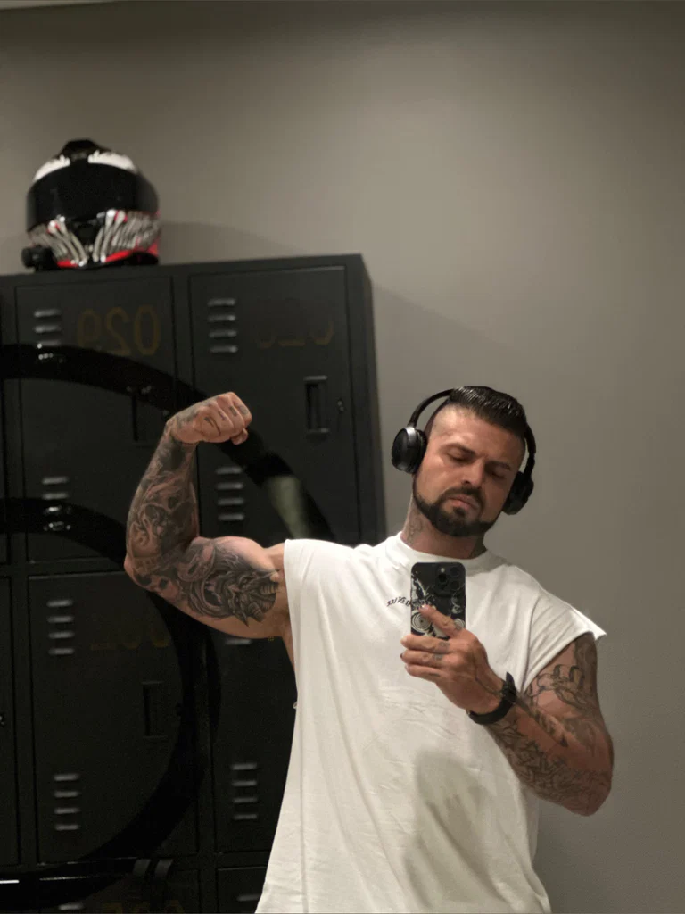 Jake Montanna's avatar
