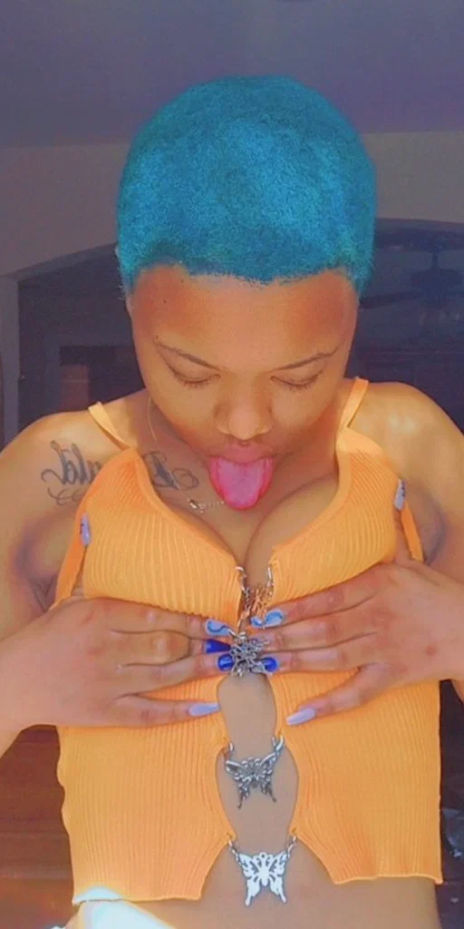 Sexy ass blue