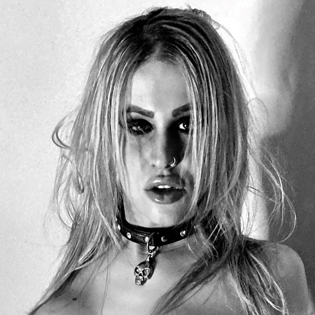 Free Avril Vixxxen's avatar