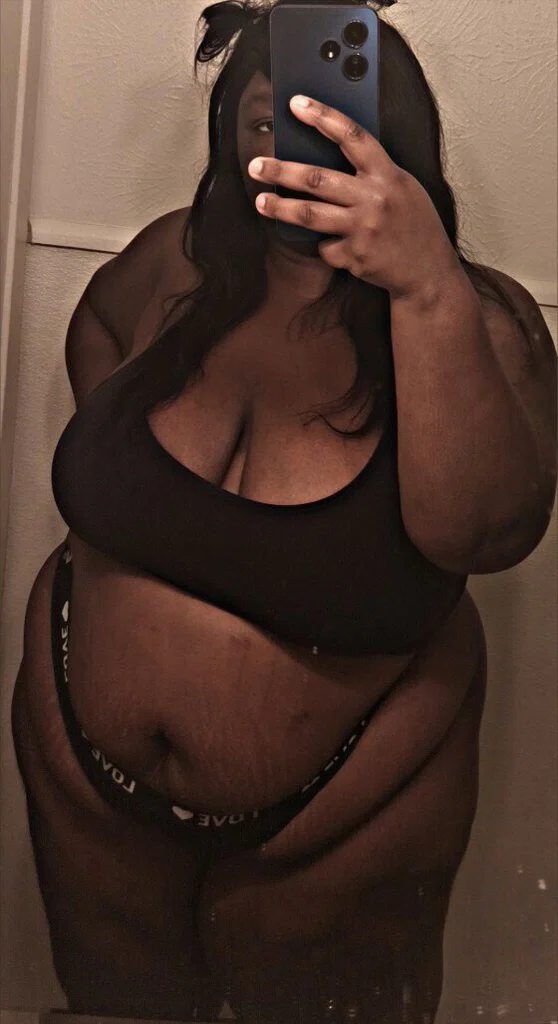 @DarkDesireDollXOXO