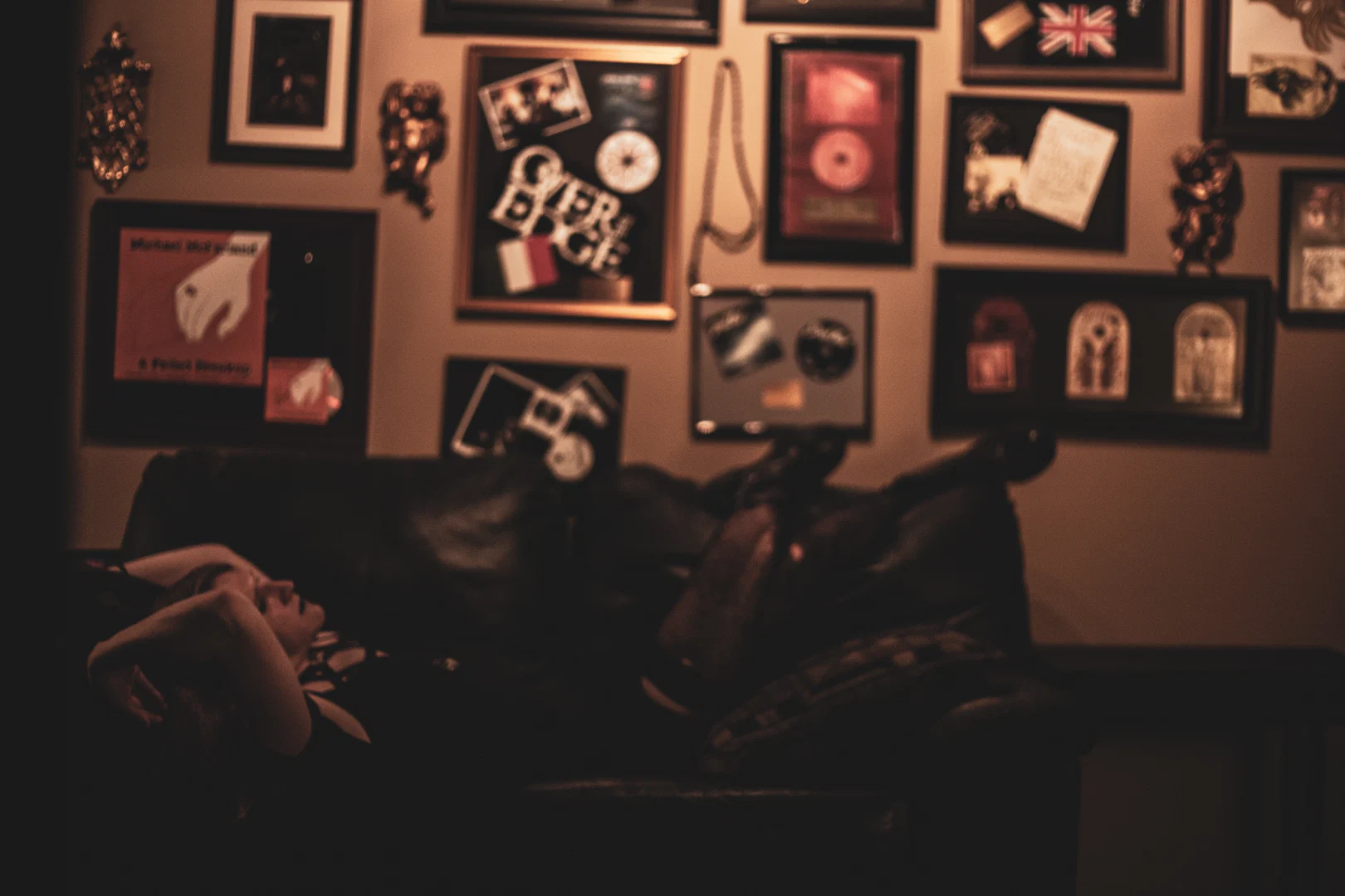 Vikki Lenore profile banner