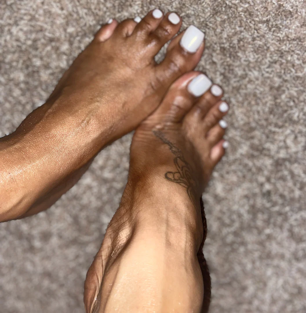 🦶🏾FootFetishFeind profile banner