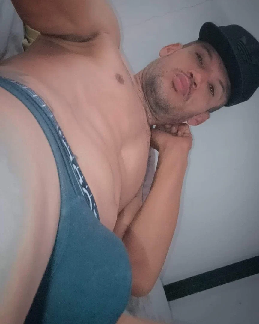 🇻🇪Eduardo🇻🇪 versátil dotado🍆🍆🍑 22cm profile banner