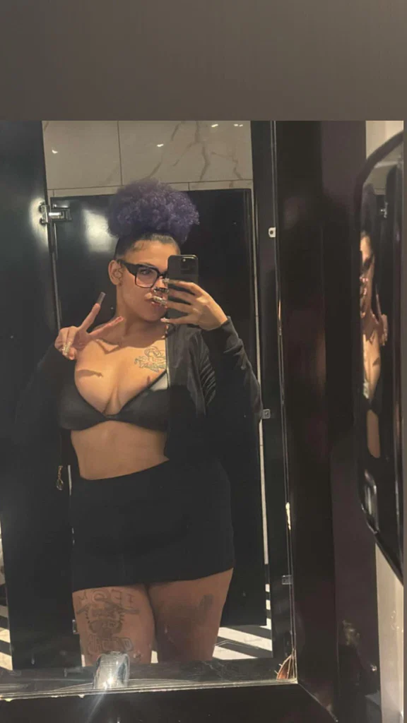 Favorite MILF's avatar