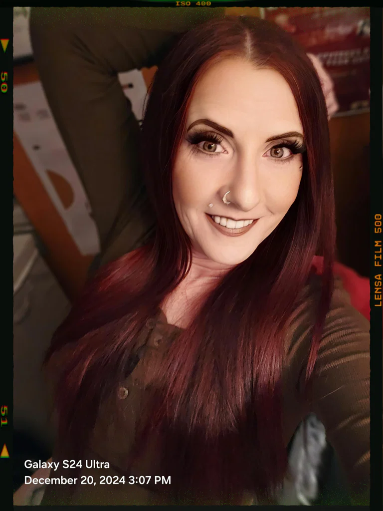 Hotass1972's avatar