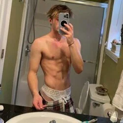 Eros's avatar