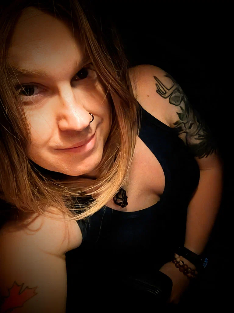 Nikita Dickens🩵🤍🩷's avatar