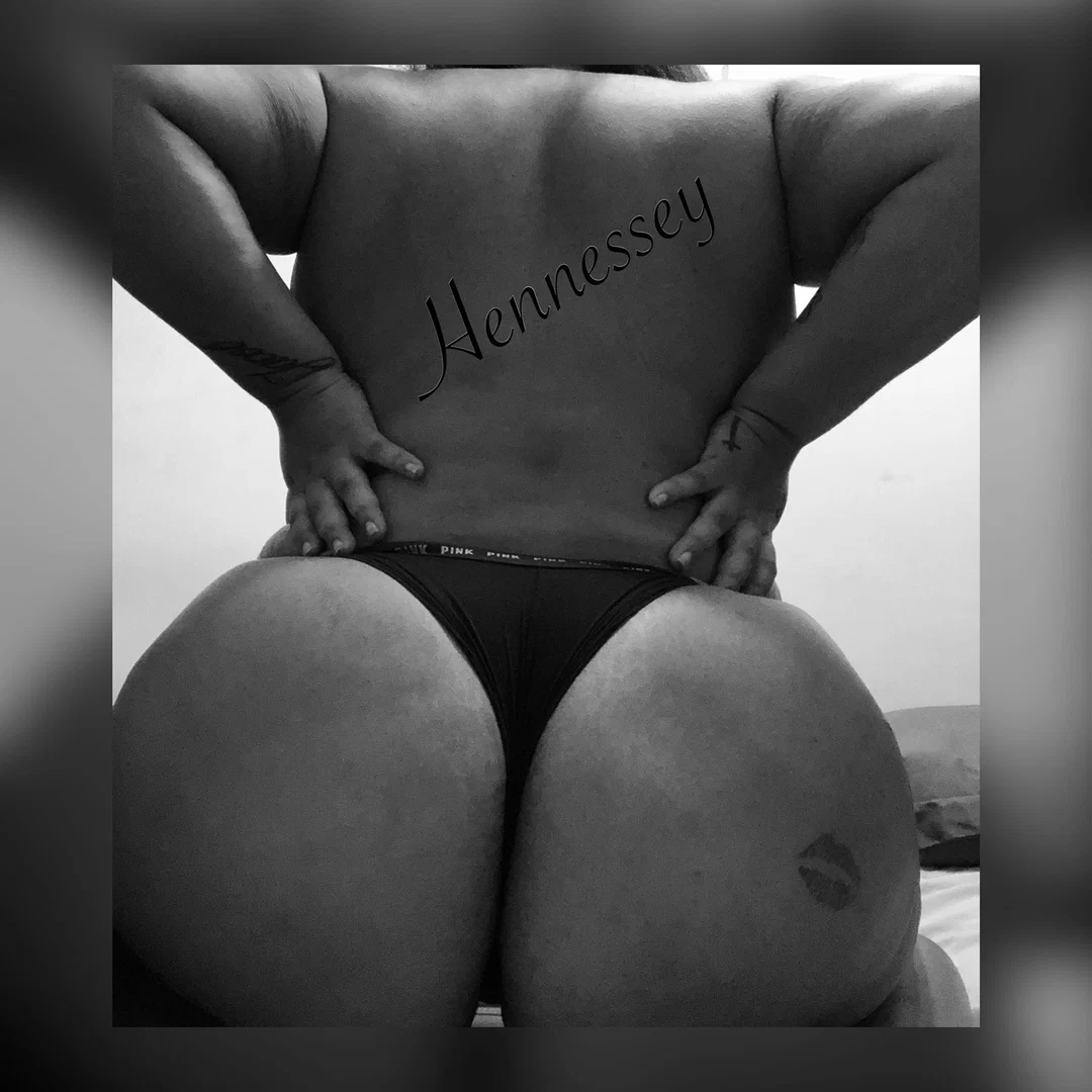 Hennessey with the big booty profile banner