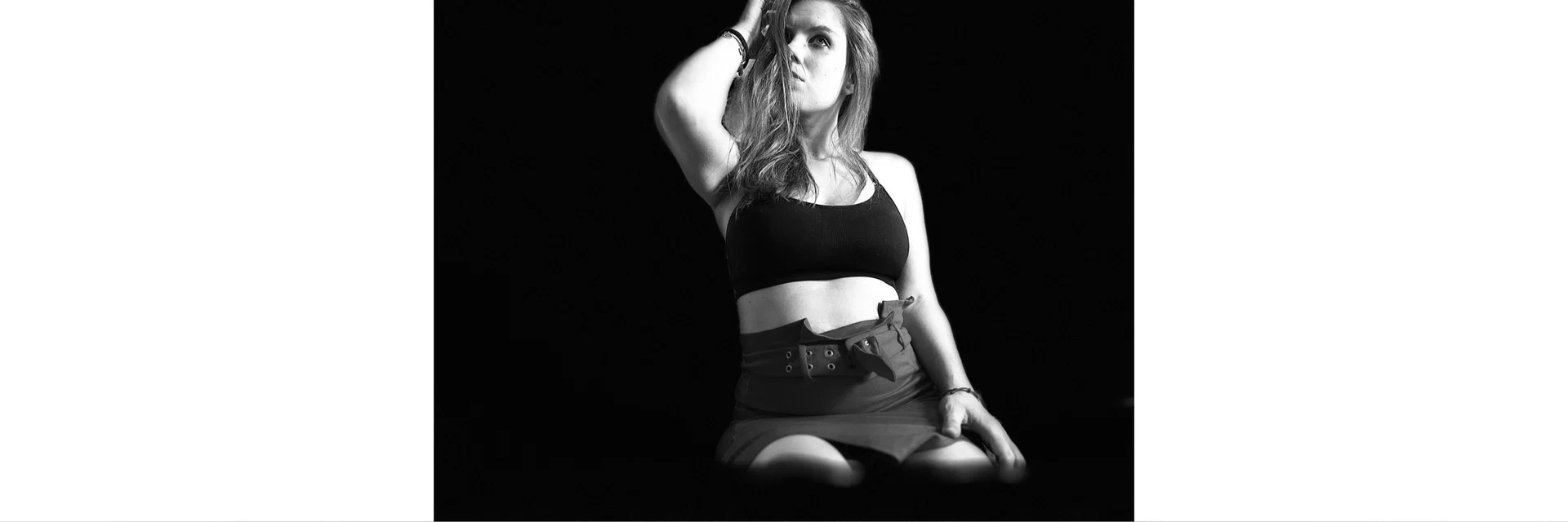 Señorita López. 🍒 profile banner