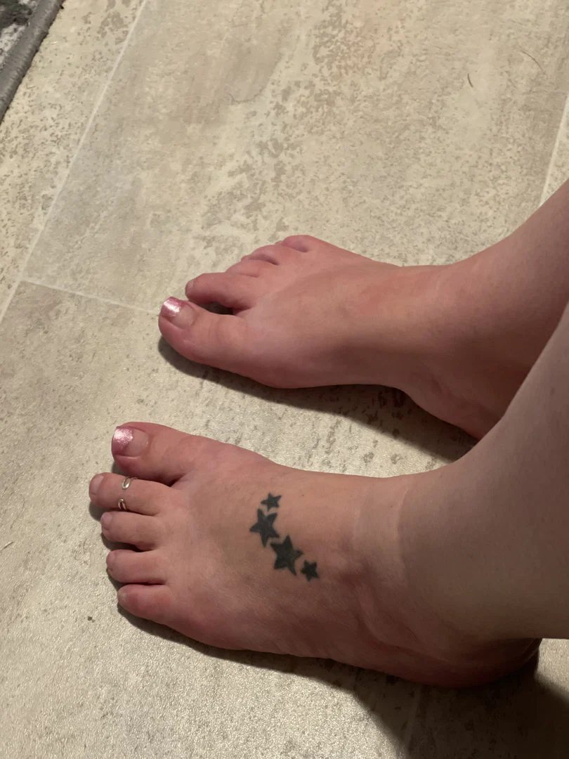 My Petite Feet profile banner