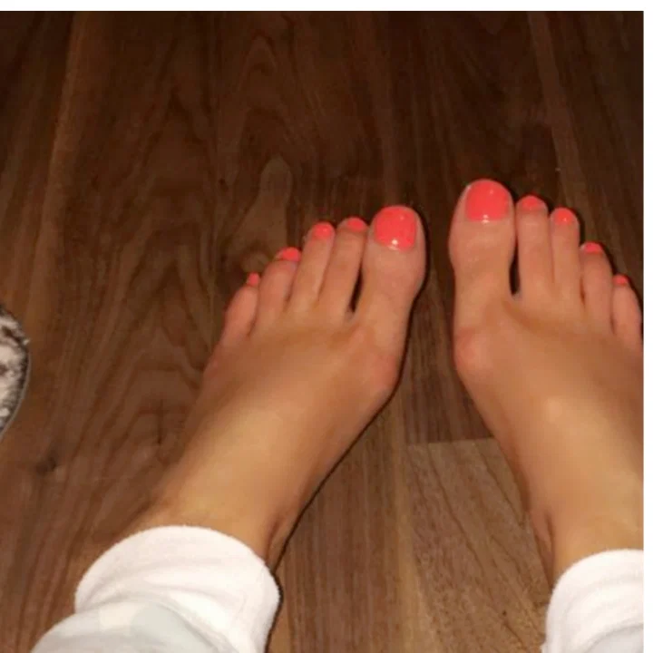 Feet Fantasy profile banner