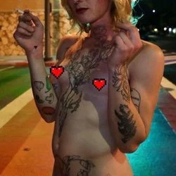 Miss Val's avatar