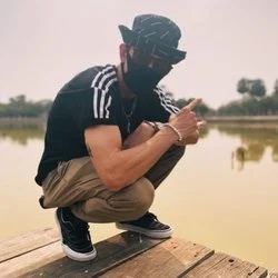 x x's avatar
