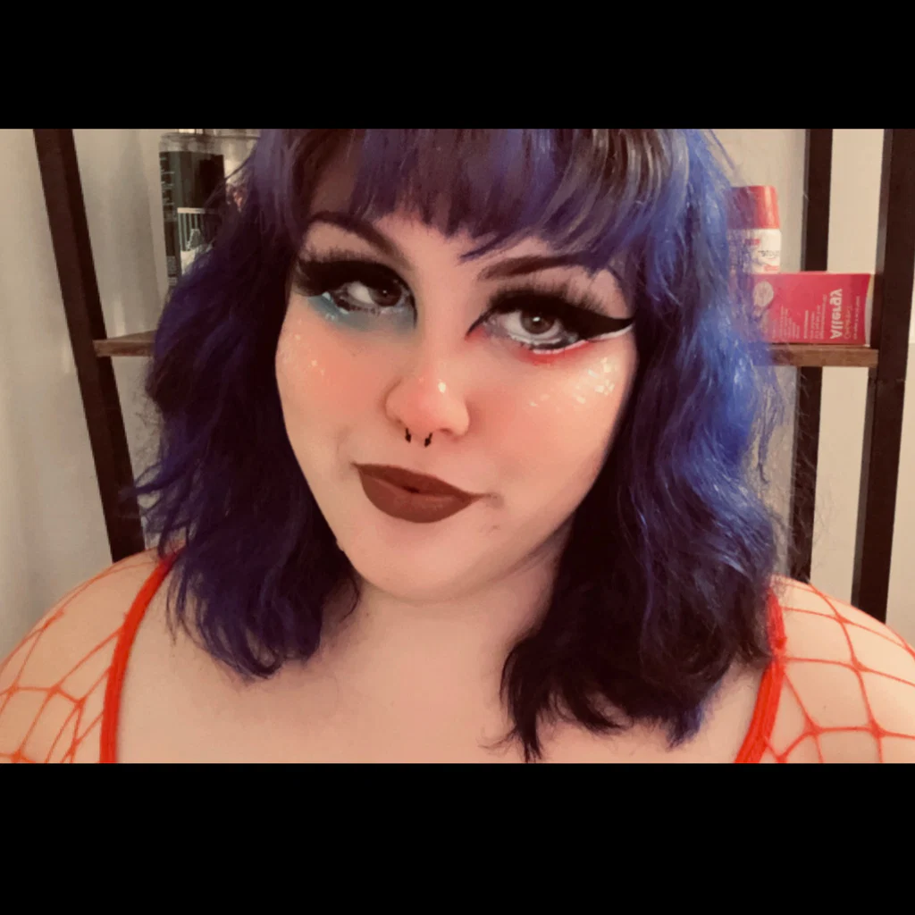 𝒷𝒶𝒷𝓎𝒹𝑜𝓁𝓁's avatar