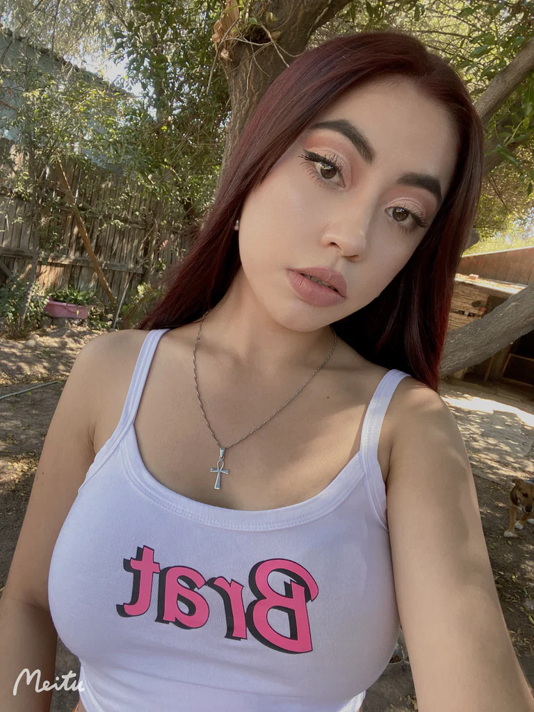 Samantha storm's avatar