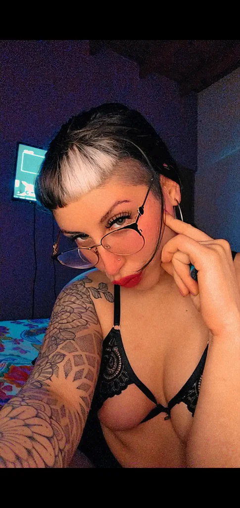 Melani cristal