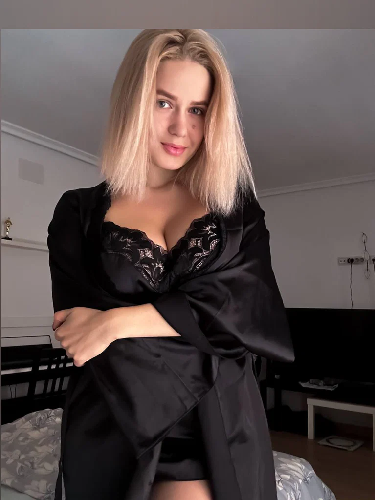 Anna Monik's avatar