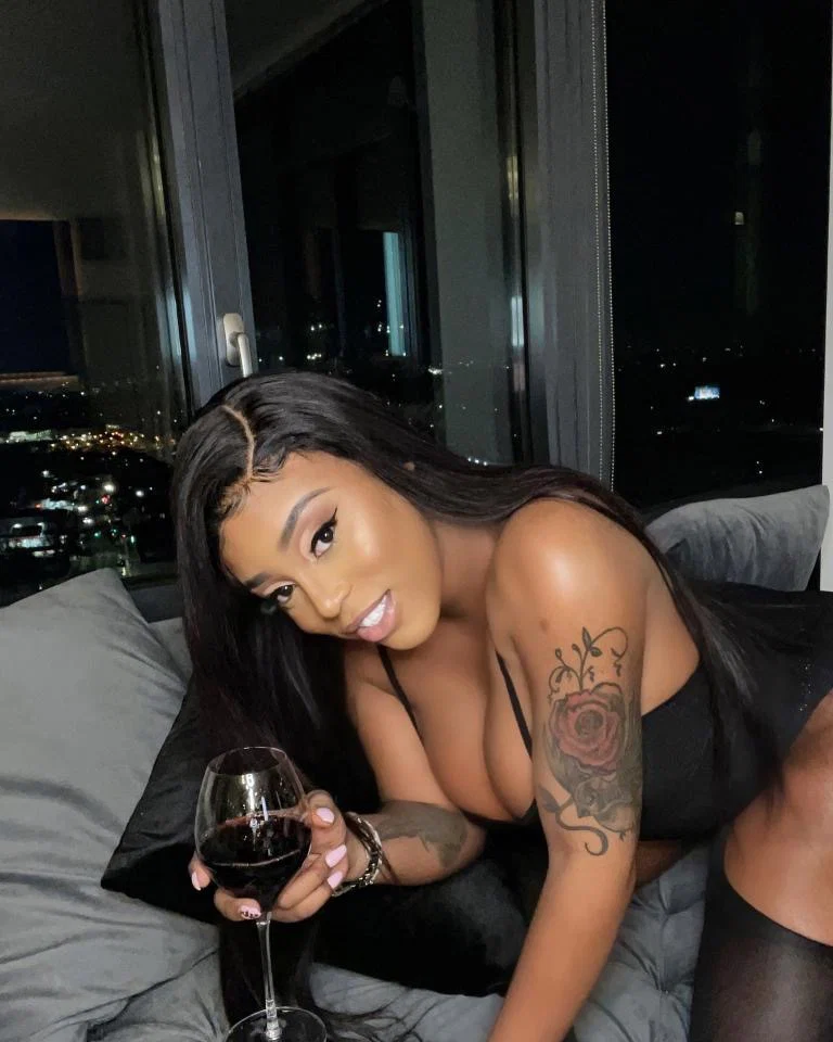 Sexy Michelle profile banner