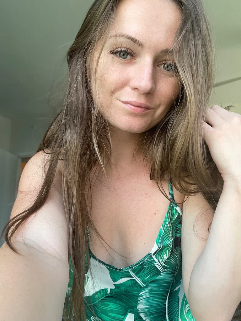 Fallon Gray's avatar